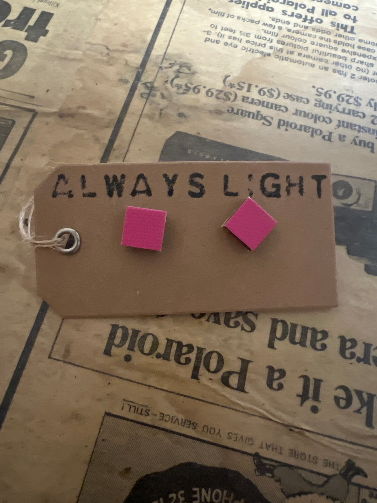 Hot Pink Earrings (1x1cm)