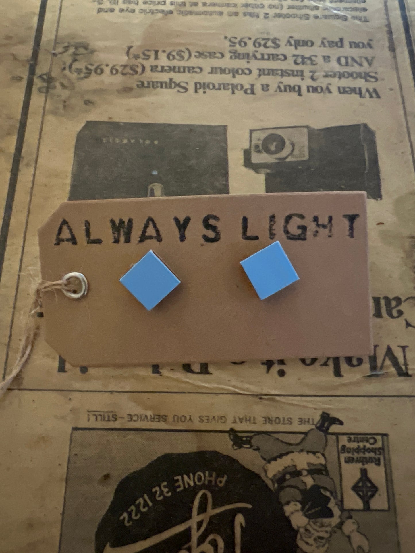 Pale Blue Earrings (1x1cm)