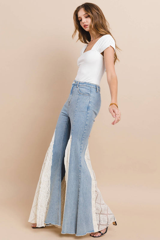 LACE DETAIL WIDE LEG JEANS LIGHT DENIM
