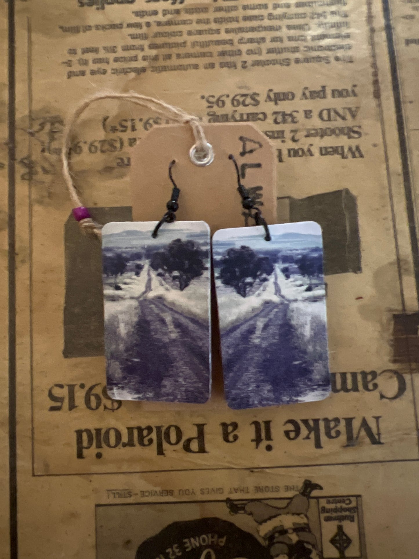 Gordon Smith’s Road Earrings (3x5cm)