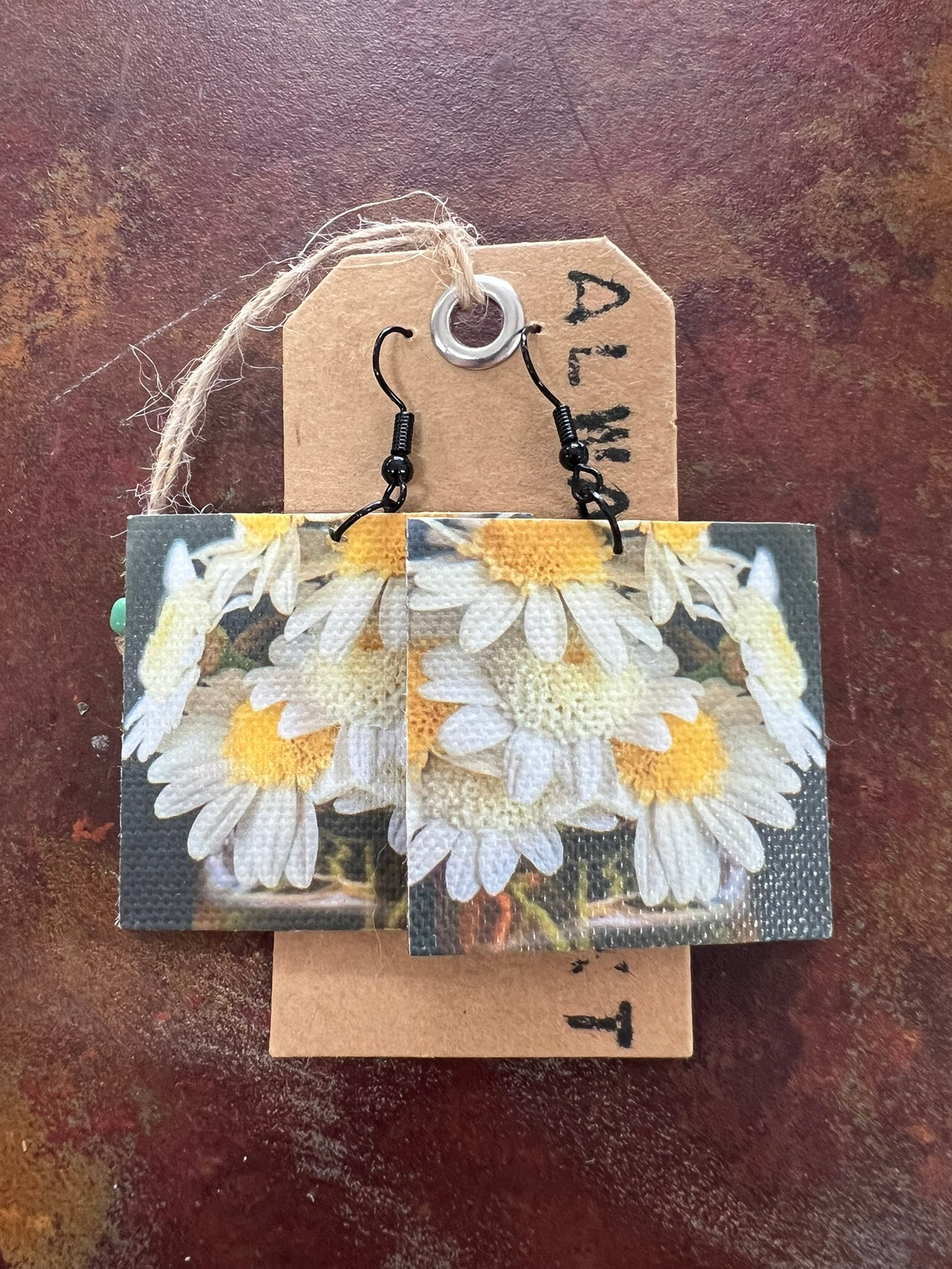 Daisies in Vase Earrings (4x4cm)