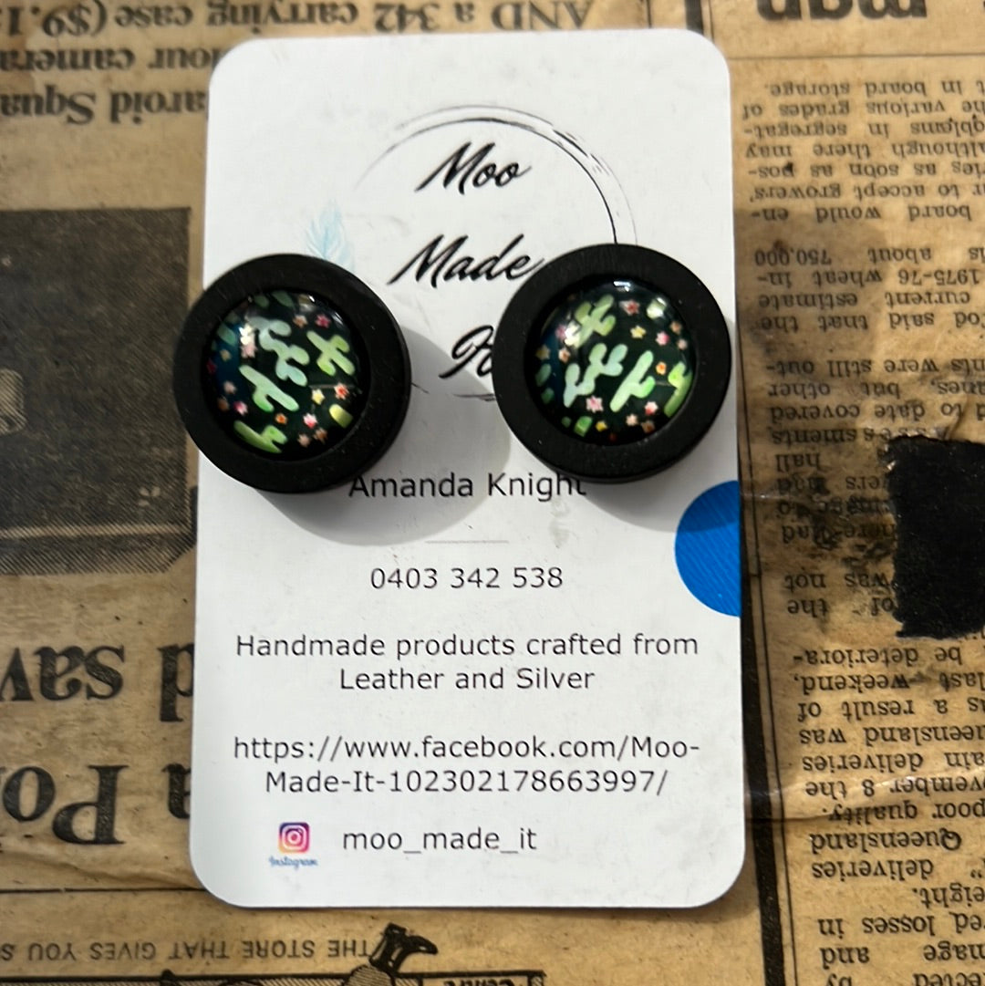 Cactus stud earrings - M013