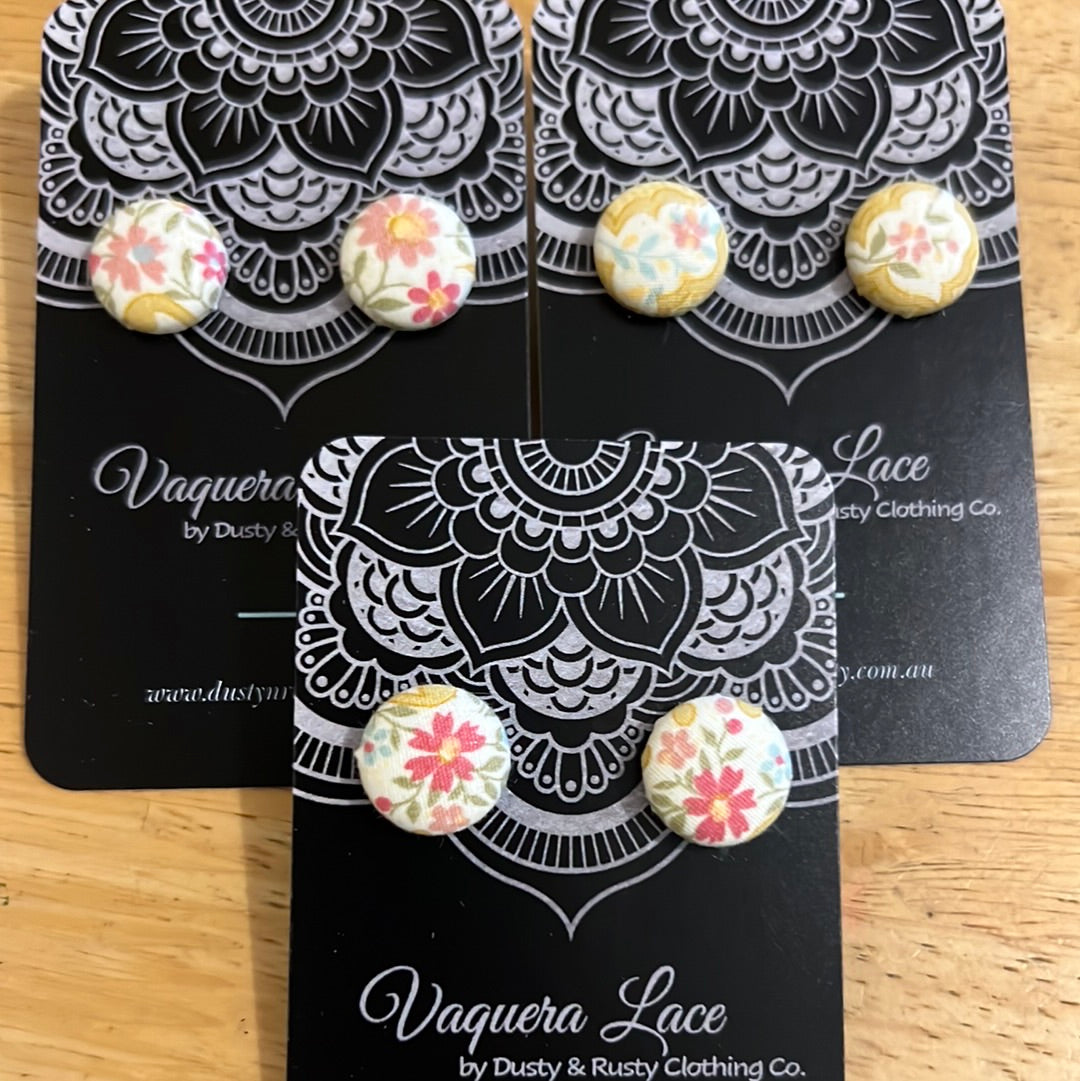 Yellow / Floral Stud Earrings - small - 053