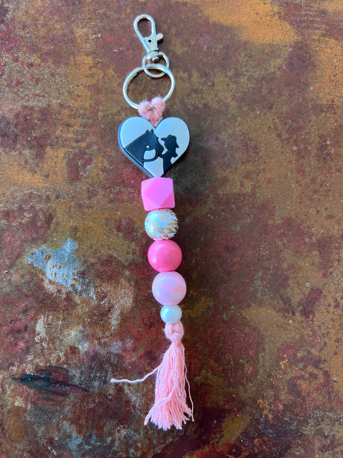Pink "I Love Horses" macrame keyring