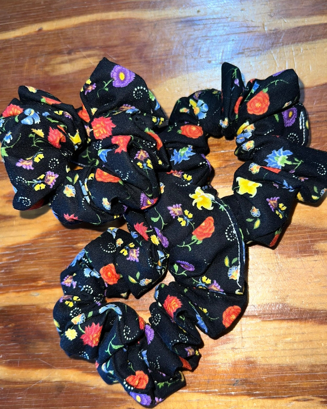 Black Garden Scrunchie
