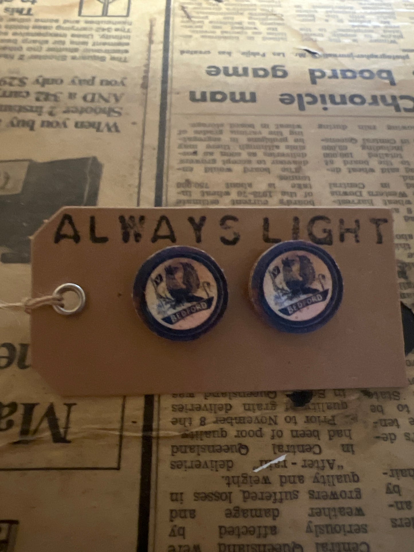 Bedford Badge Earrings (2cm round)