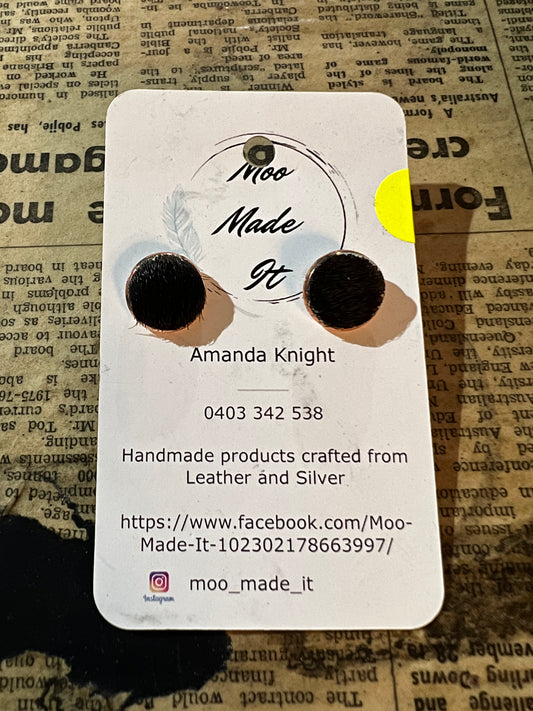 Small Hide studs - M016