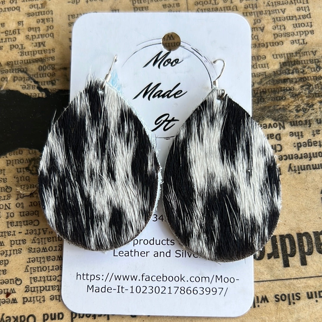 Black & White cowhide teardrop earrings - M023