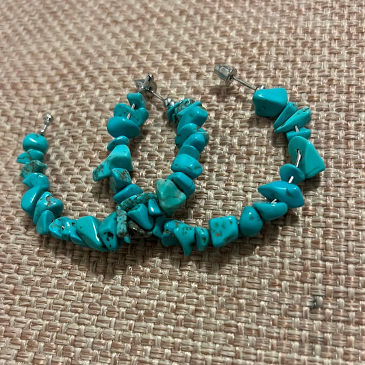 Turquoise beaded hoop earrings -025